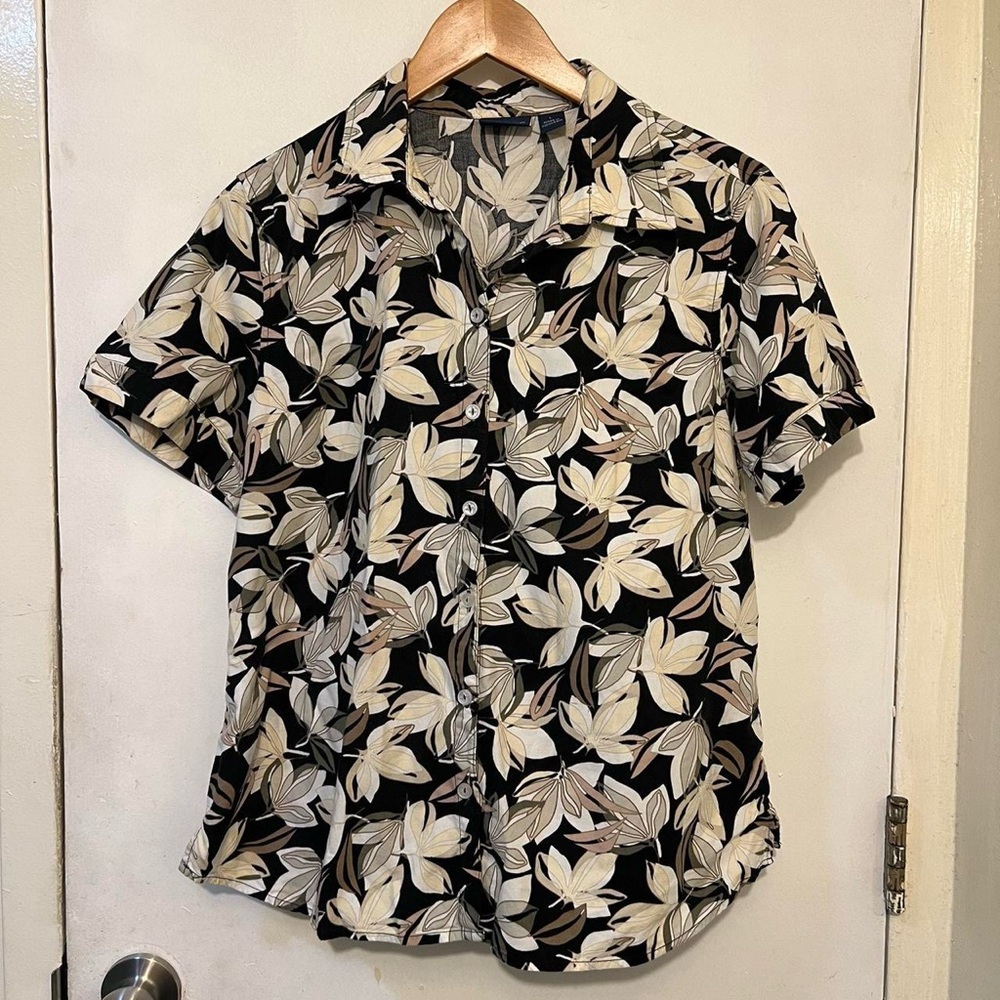 Hawaiian shirt